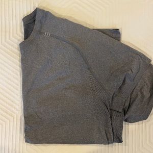 Lululemon Metal Vent Tech Tee